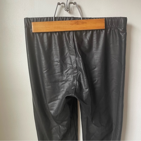 Leather looking leggings Small - Picture 4 of 7